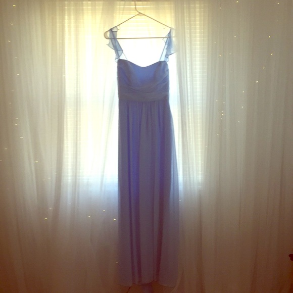 David's Bridal Dresses & Skirts - David’s Bridal Long Bridesmaid w/ Fluttery sleeve